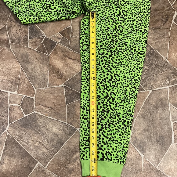 NWT Set French Terry Green Leopard Jogger & Sweatshirt Sz M - Picture 9 of 14
